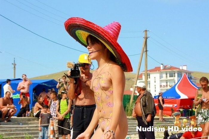 Nudit Festival on the Black Sea in Koktebel HD video [ギャラリーヌーディズム]